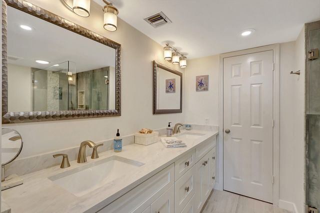 5059 N Hwy A1a 701, Fort Pierce, FL 34949