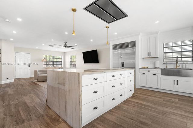 9161 Vineyard Lake Dr 9161, Plantation, FL 33324