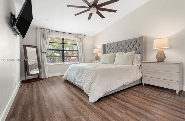 9161 Vineyard Lake Dr 9161, Plantation, FL 33324