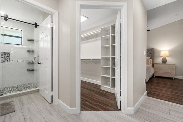 9161 Vineyard Lake Dr 9161, Plantation, FL 33324