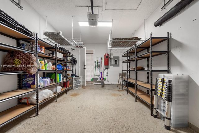 9161 Vineyard Lake Dr 9161, Plantation, FL 33324