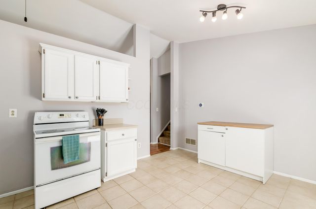 5779 Nike Drive, Hilliard, OH 43026