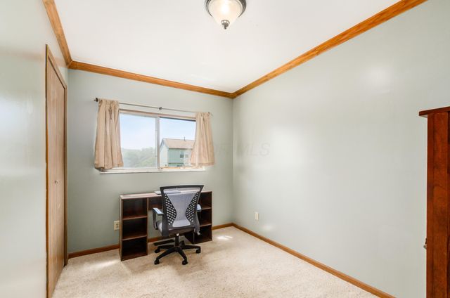 5779 Nike Drive, Hilliard, OH 43026