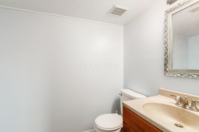 5779 Nike Drive, Hilliard, OH 43026