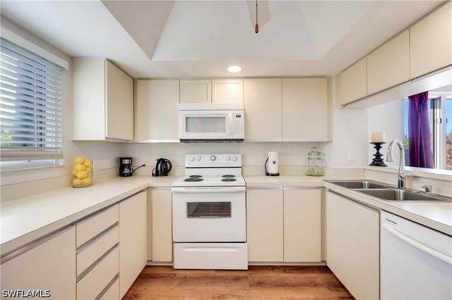 1645 Spoonbill Ln C, Naples, FL 34105