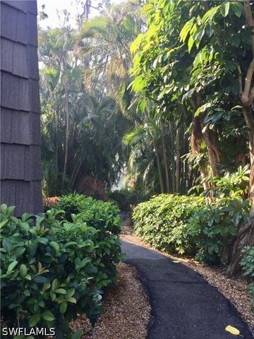 1645 Spoonbill Ln C, Naples, FL 34105