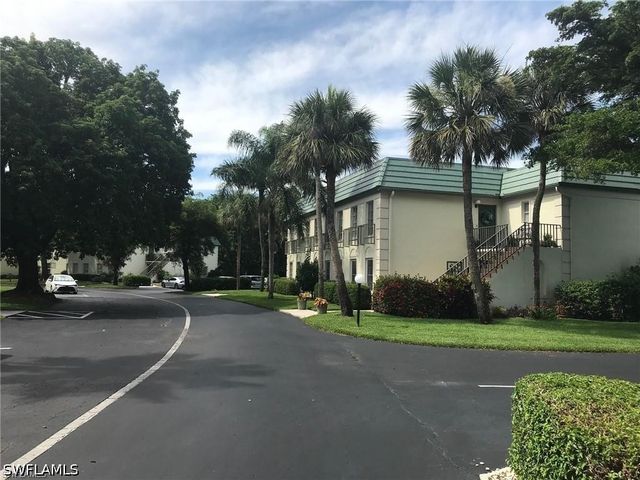 1645 Spoonbill Ln C, Naples, FL 34105