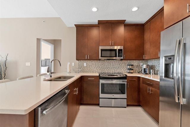 1500 STATE STREET 403, Sarasota, FL 34236