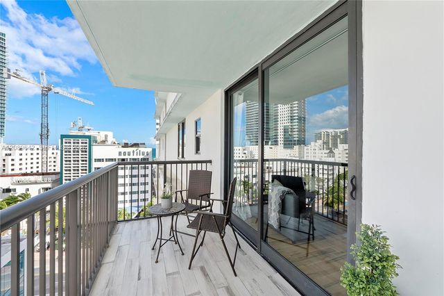 1800 Collins Avenue 11B, Miami Beach, FL 33139
