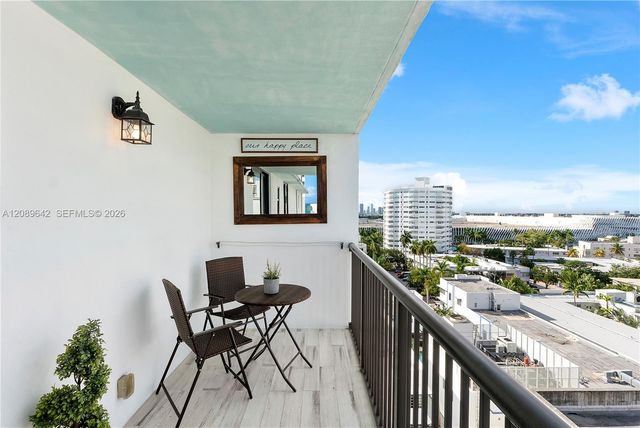 1800 Collins Avenue 11B, Miami Beach, FL 33139