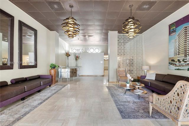 1800 Collins Avenue 11B, Miami Beach, FL 33139