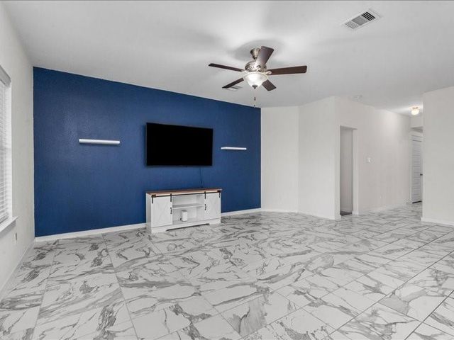 9203 Waldrick Trace Drive, Rosharon, TX 77583