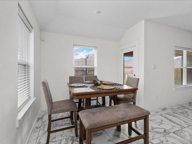 9203 Waldrick Trace Drive, Rosharon, TX 77583