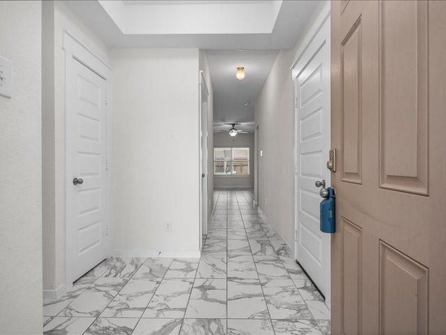 9203 Waldrick Trace Drive, Rosharon, TX 77583