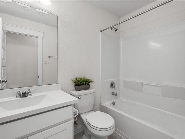 9203 Waldrick Trace Drive, Rosharon, TX 77583