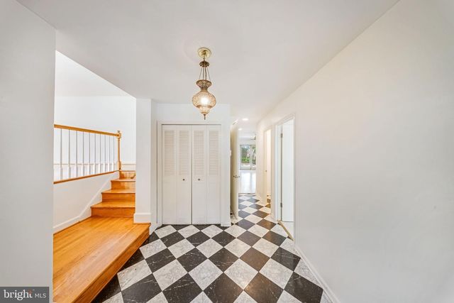 6715 TILDENWOOD LN, Rockville, MD 20852