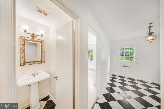 6715 TILDENWOOD LN, Rockville, MD 20852