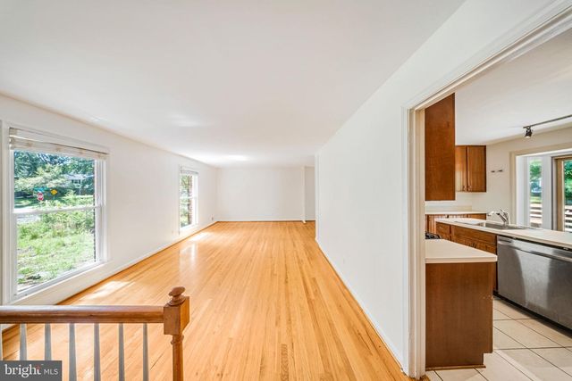 6715 TILDENWOOD LN, Rockville, MD 20852