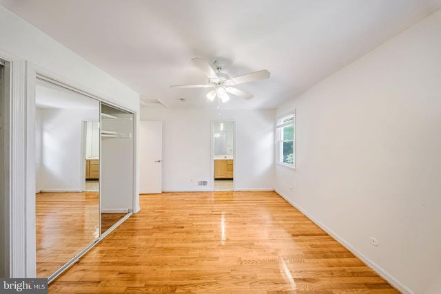 6715 TILDENWOOD LN, Rockville, MD 20852