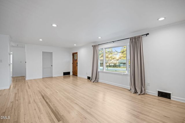 515 S Harrison Avenue, Cary, NC 27511