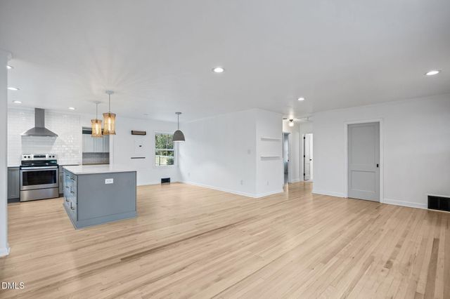 515 S Harrison Avenue, Cary, NC 27511