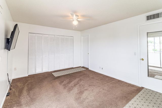 809 Flanders Q, Delray Beach, FL 33484