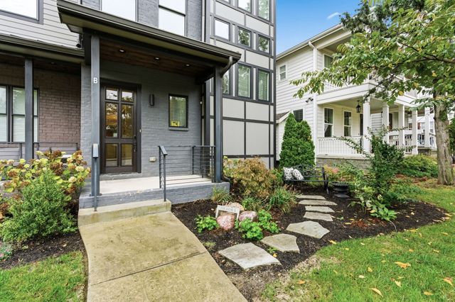 1708B 15th Ave, S, Nashville, TN 37212