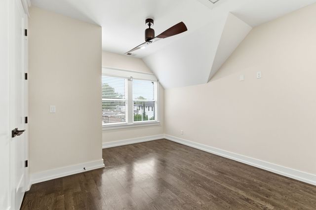 1708B 15th Ave, S, Nashville, TN 37212