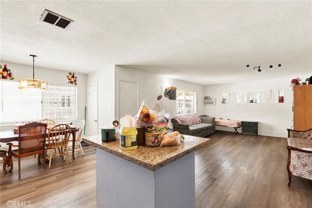 2077 Patterson Street, Riverside, CA 92507