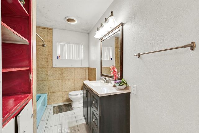 2077 Patterson Street, Riverside, CA 92507
