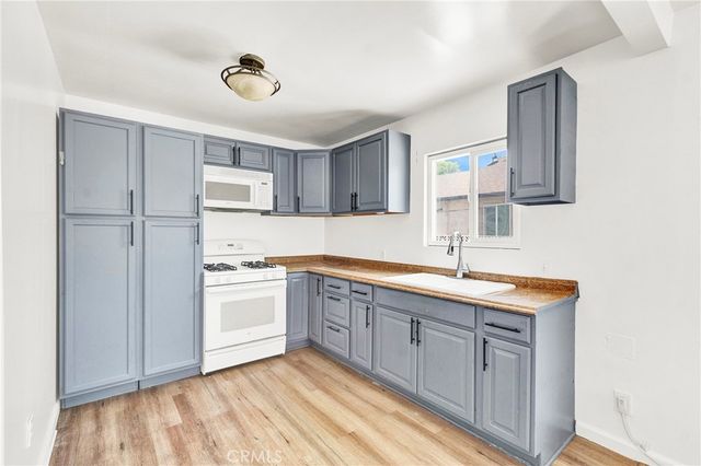 2077 Patterson Street, Riverside, CA 92507