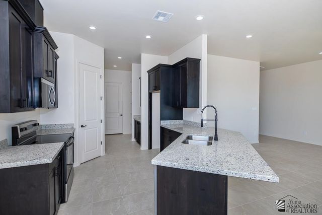 12585 E 51 Ln, Yuma, AZ 85367