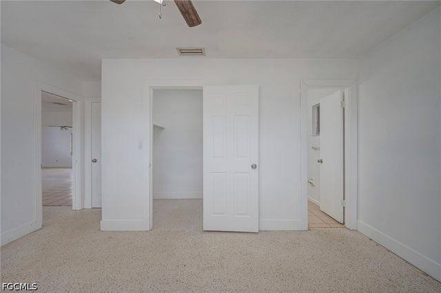220 Punta Alta CT, Lehigh Acres, FL 33936