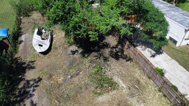 7731 N Perry Street, Baytown, TX 77521