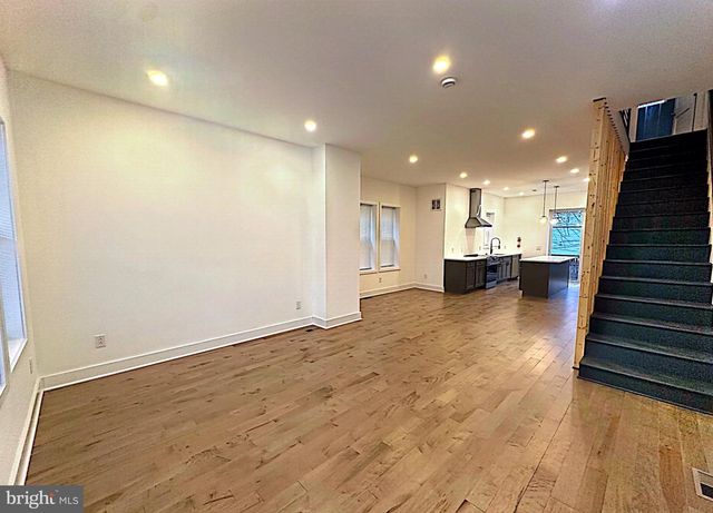 733 GRESHAM PL NW, Washington, DC 20001