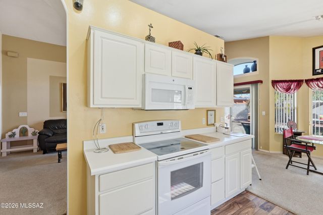 6416 W Rosamond Way, Tucson, AZ 85743