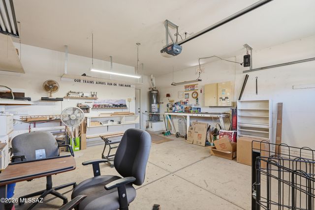 6416 W Rosamond Way, Tucson, AZ 85743