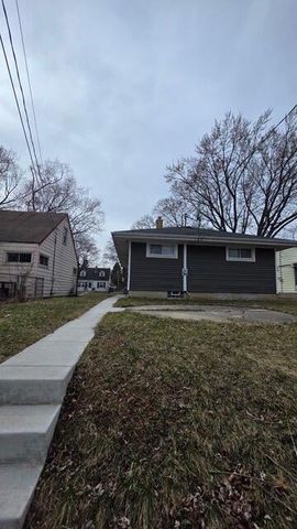5950 N 71 STREET N, Milwaukee, WI 53218