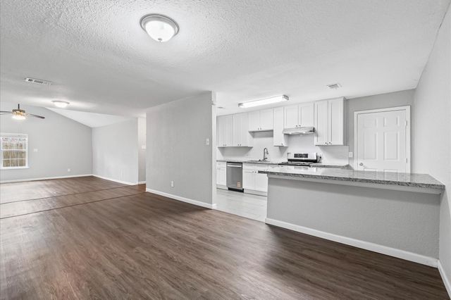 6610 Rockergate, Missouri City, TX 77489