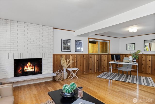 13893 John Street NE, Bainbridge Island, WA 98110