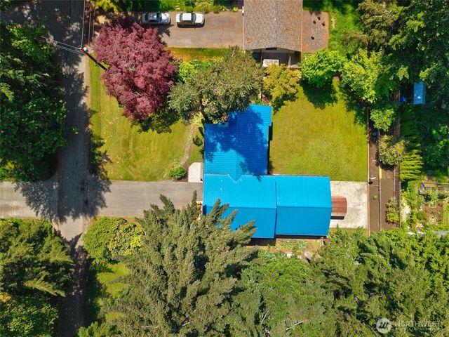 13893 John Street NE, Bainbridge Island, WA 98110