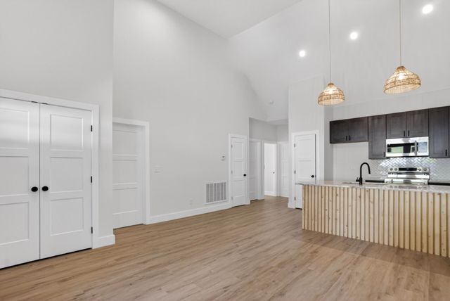 7622 Bishop Drive, Chattanooga, TN 37416