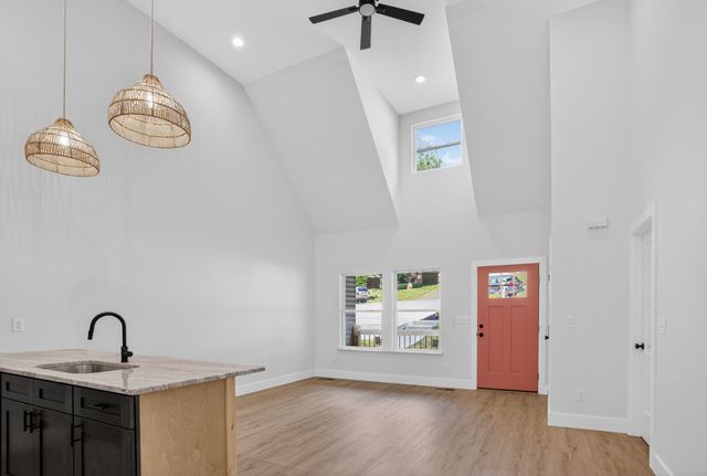 7622 Bishop Drive, Chattanooga, TN 37416