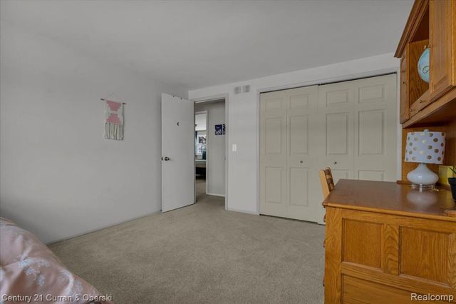 42154 Farragut Court, Northville, MI 48167