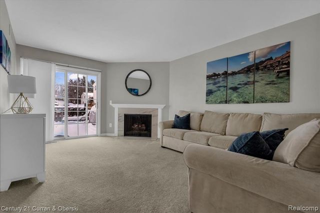 42154 Farragut Court, Northville, MI 48167