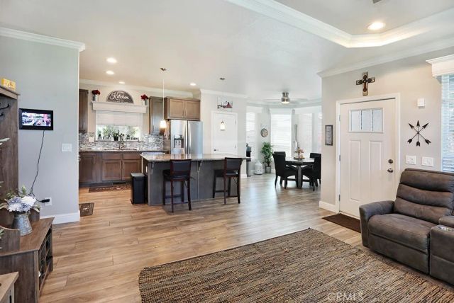 4 Buena Vista, Tustin, CA 92680