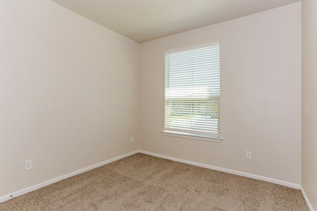 10024 Poinsett Way, Fort Worth, TX 76108