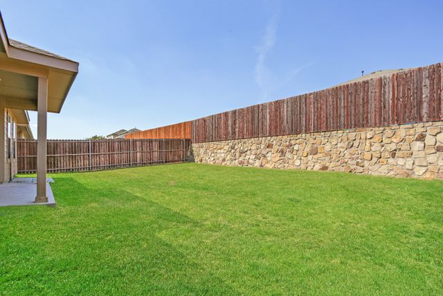 10024 Poinsett Way, Fort Worth, TX 76108