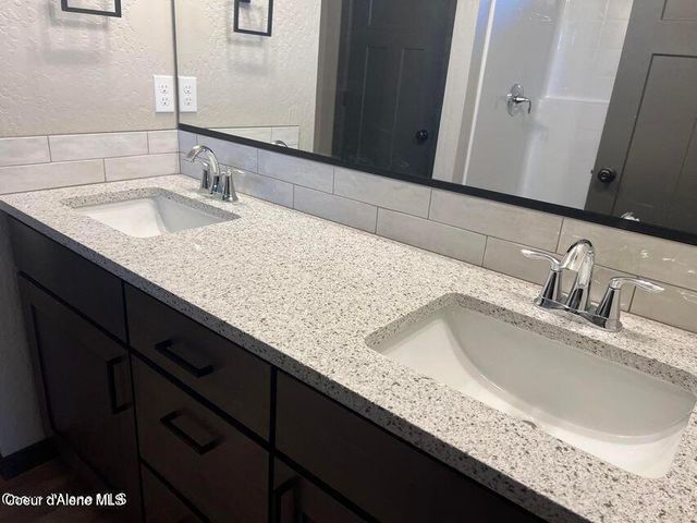 1157 Jersey St, Sandpoint, ID 83864