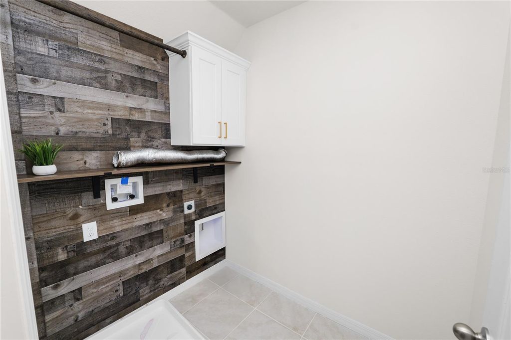 Image 35 of property listing at 3935 PALAZZO PLACE, Winter Haven, FL 33884